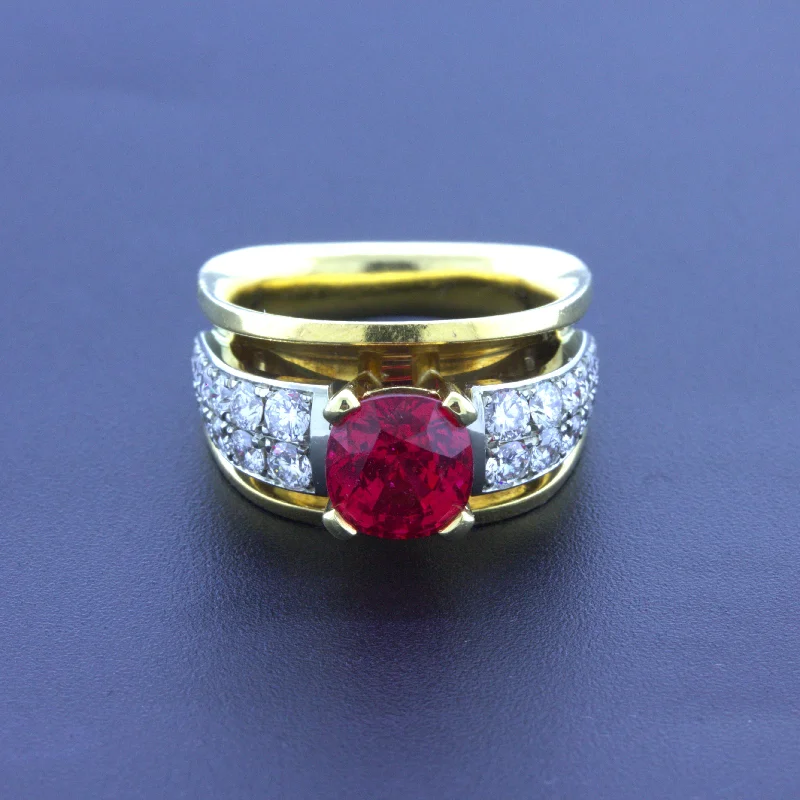 Exceptional 2.28 Carat Burmese Red Spinel Diamond 18K Yellow Gold Ring, GIA Cert