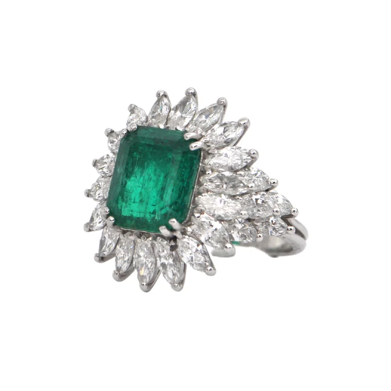 6.34 CT GIA Certified Colombian Emerald and Diamond Cocktail Ring C.1960 Italy