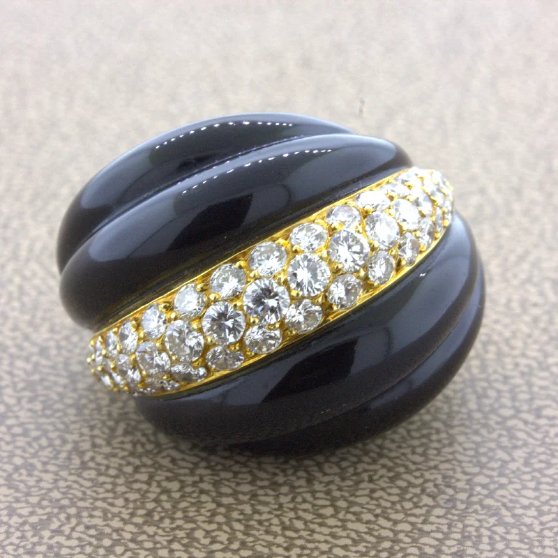 Fred Paris Diamond Onyx 18K Yellow Gold Cocktail Ring, French