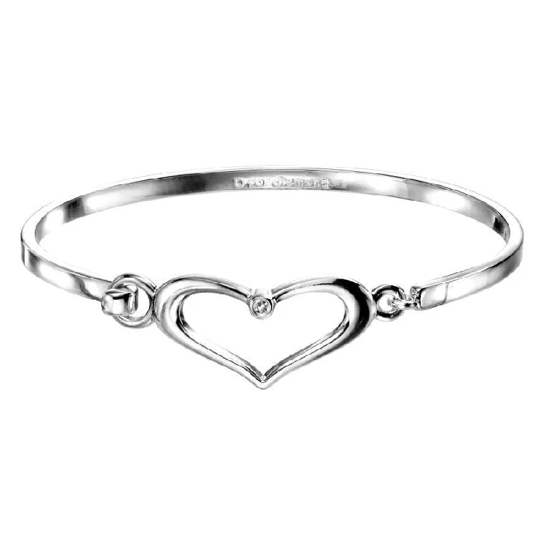 Silver Cut Out Heart Bngle