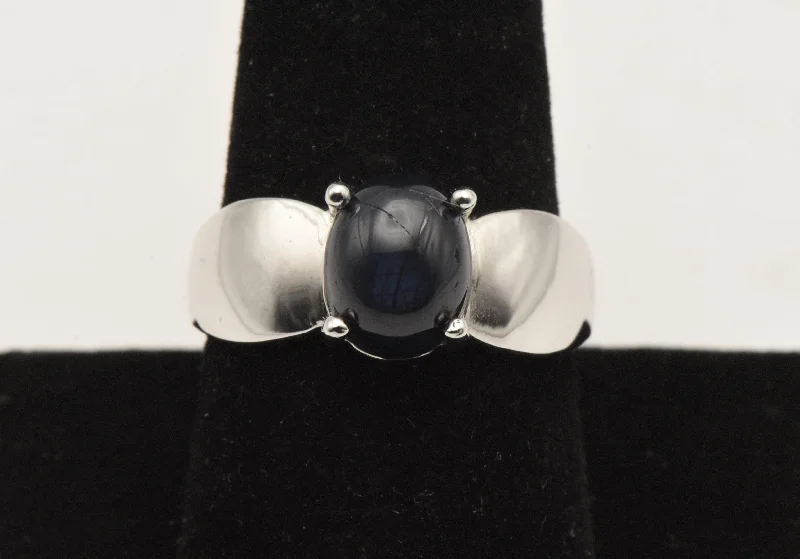 Vintage Sterling Silver Black Star Sapphire Ring - Size 8.75