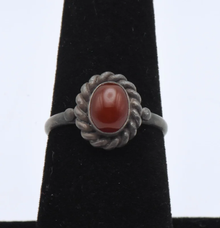 Vintage Sterling Silver Carnelian Cabochon Ring - Size 6.75