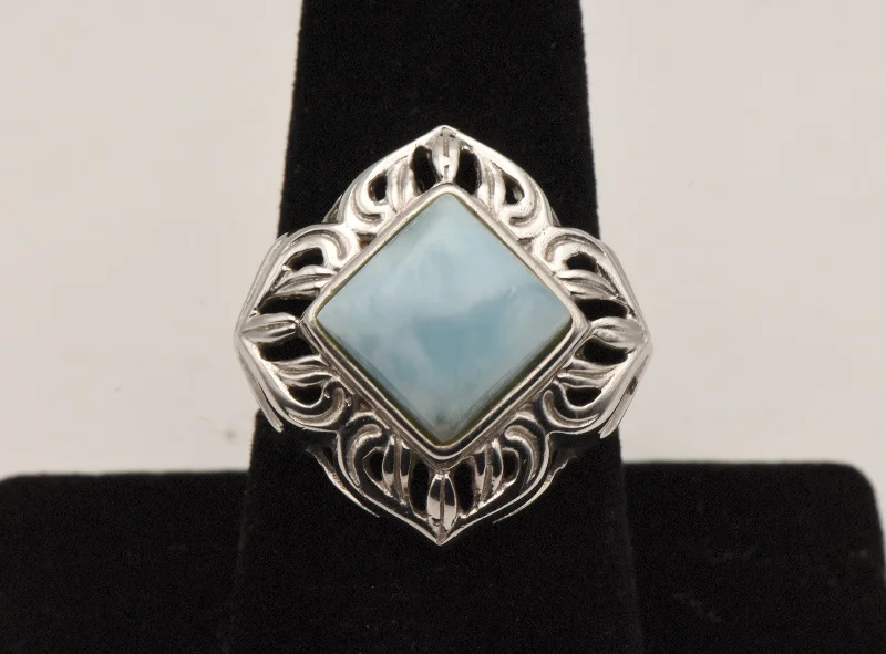 Vintage Larimar Sterling Silver Cocktail Ring - Size 8.5