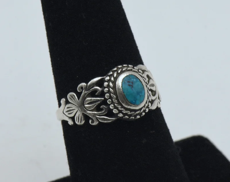 Vintage Handmade Sterling Silver and Turquoise Ring - Size 6.25 BROKEN SHANK